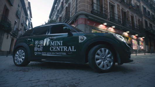 Mini ofrece pruebas de su híbrido enchufable en Madrid Central a través de Twitter