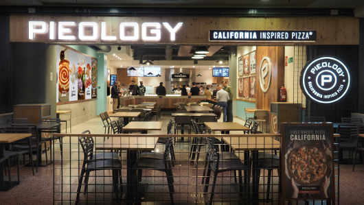Pieology es un establecimiento de comida rápida especializado en pizzas