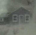 Un tornado “arrasa” el nuevo canal de YouTube de Mercedes-Benz