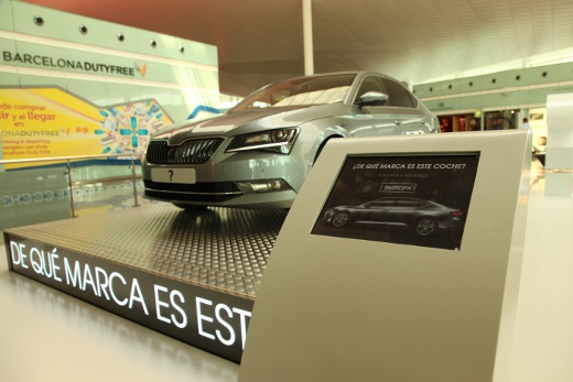 Exterior: ¿De qué marca es este coche? Exterior: ¿De qué marca es este coche?