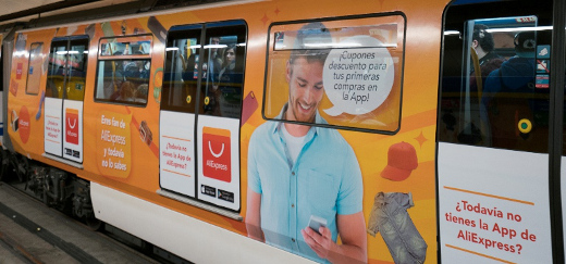 Exterior: AliExpress ‘toma’ el metro de Callao Exterior: AliExpress ‘toma’ el metro de Callao