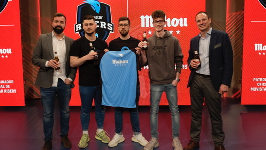Acuerdo de patrocinio entre Movistar Riders y Mahou Cinco Estrellas Acuerdo de patrocinio entre Movistar Riders y Mahou Cinco Estrellas