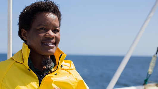 Nelago Kwedhi, la primera mujer de Namibia que ha conseguido el título de capitana de barco Nelago Kwedhi, la primera mujer de Namibia que ha conseguido el título de capitana de barco