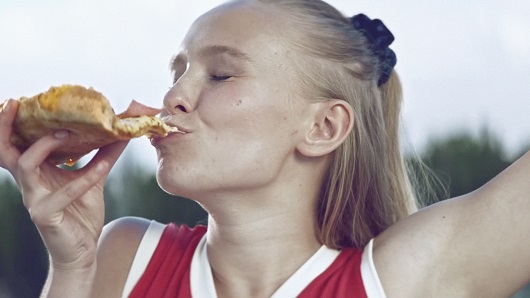 La campaña de Domino's Pizza es de Grey La campaña de Domino's Pizza es de Grey