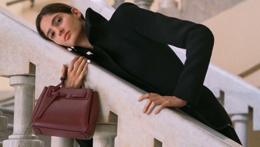 Imagen del bolso MiniLazo de Loewe 