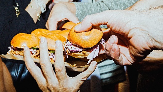 La nueva hamburguesería está en la calle madrileña de Rosario Pino La nueva hamburguesería está en la calle madrileña de Rosario Pino