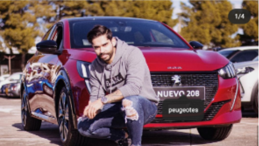 El emprendedor y youtuber especializado en tecnología y motor Jaume Lahoz. El emprendedor y youtuber especializado en tecnología y motor Jaume Lahoz.