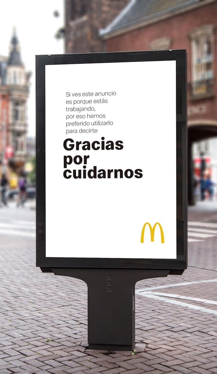 Campaña de exterior de agradeciemiento 