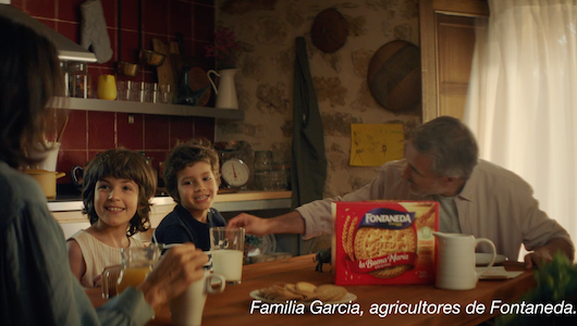 En esta campaña no aparecen prescriptores famosos. Marta Hazas y Nieves Álvarez han sido embajadoras de la marca