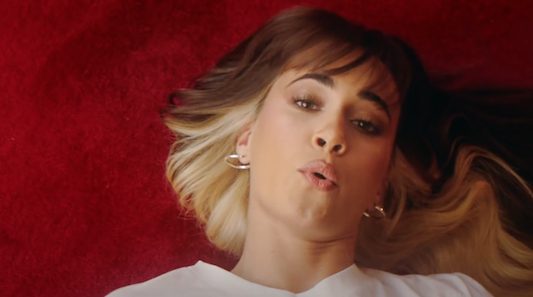 La española Aitana participa en esta acción La española Aitana participa en esta acción