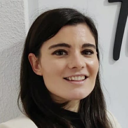 Beatriz Fernández Beatriz Fernández