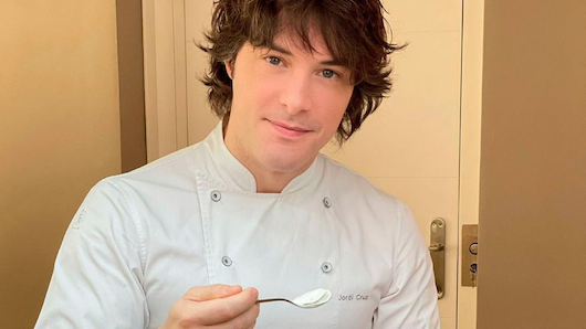 Jordi Cruz ha creado tres recetas para Oikos