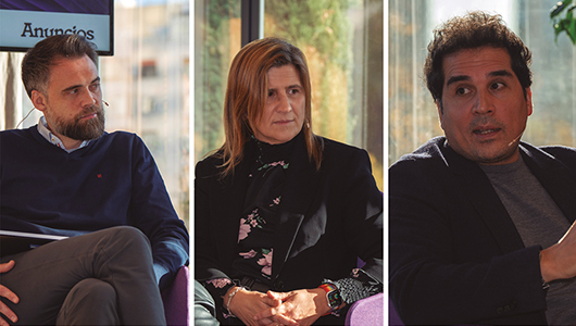 Gonzalo Fernández de Córdoba, 'head of creative business' en Accenture Song, Belén Mula, responsable de experiencia de cliente en Repsol y Yamil Salinas, gerente de Telefónica Agencia Creativa - Botán Fotógrafos