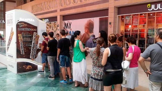 Una máquina de vending promocional de Samplia