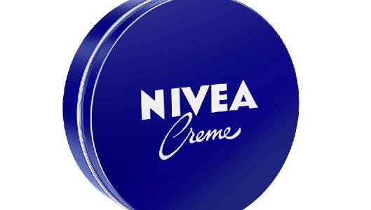 Una lata clásica de la crema Nivea